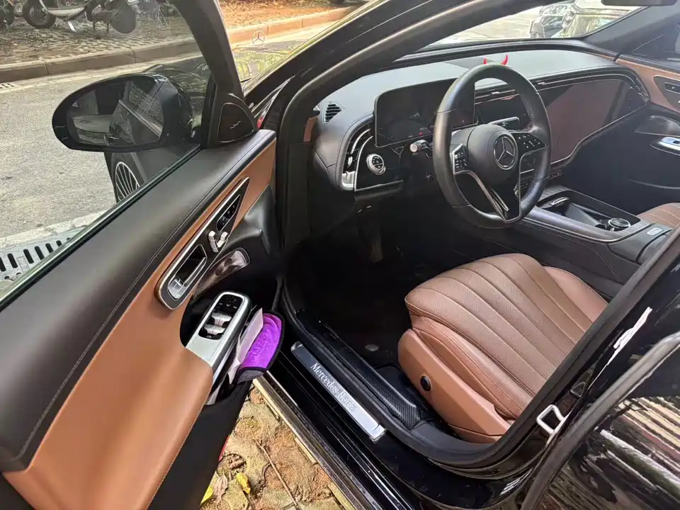 Mercedes-Benz E-class Mercedes-Benz E-class