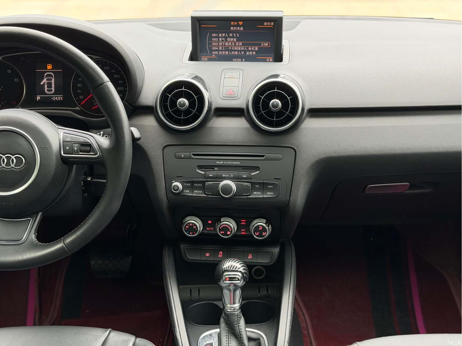 Audi A1, 2014 13