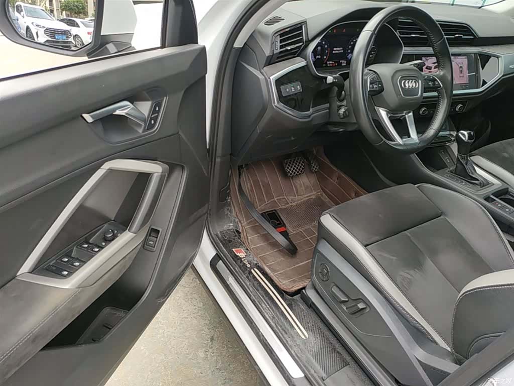 Audi Q3, 2021 16