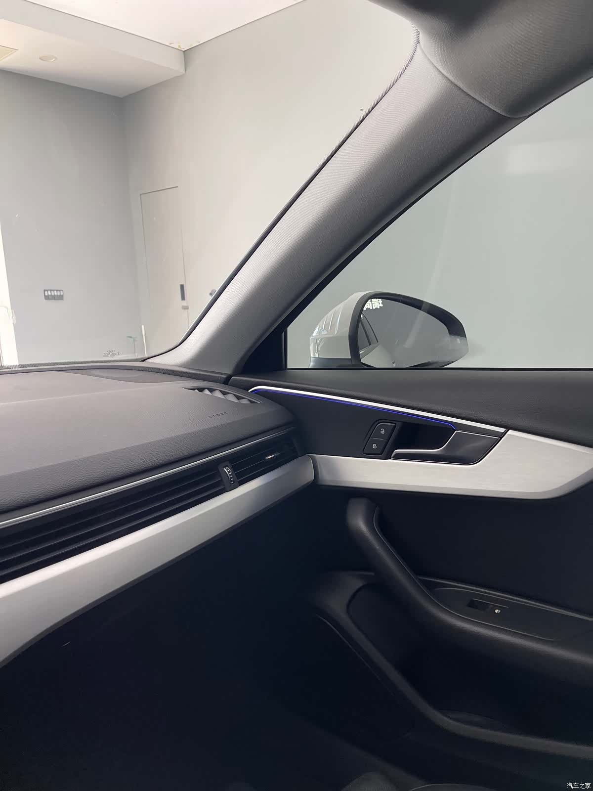 Audi A4L, 2021 30