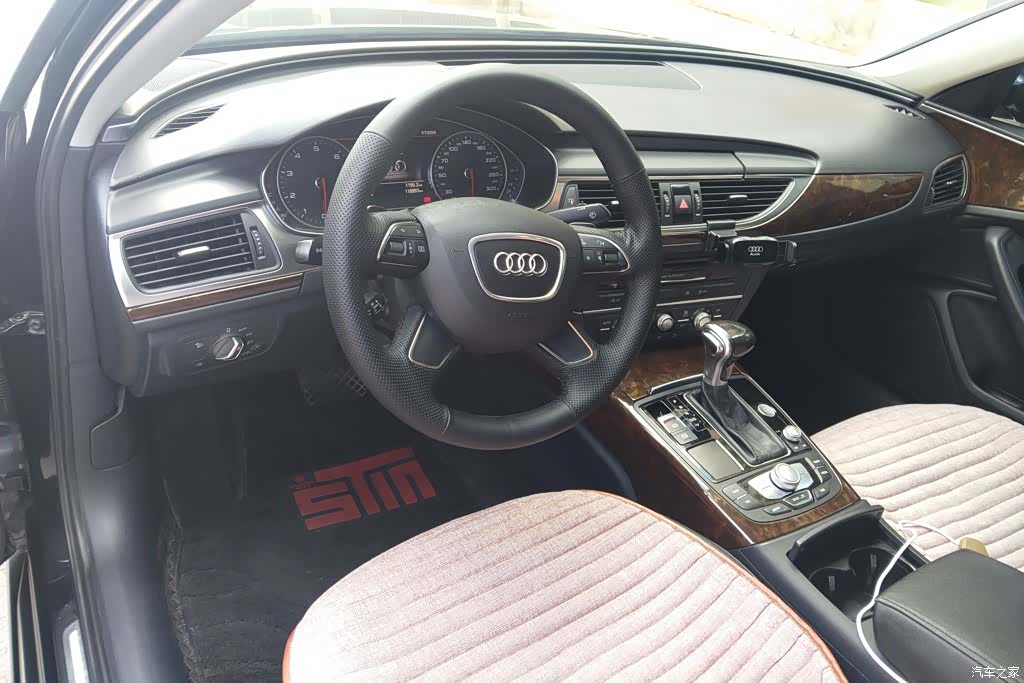 Audi A6L, 2015 12