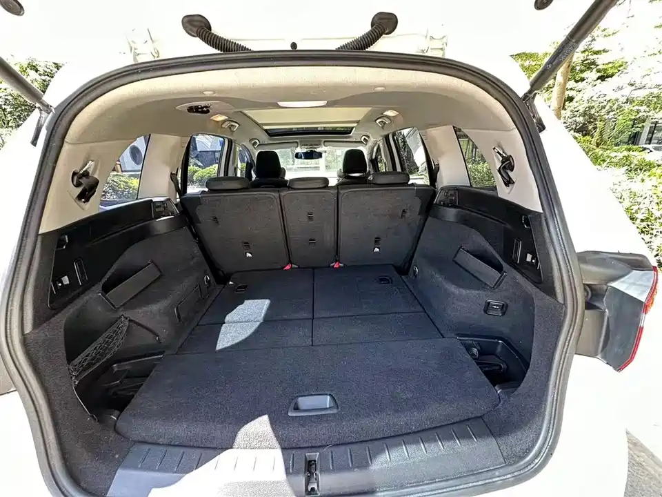 BMW 2 series multifunctional station wagon