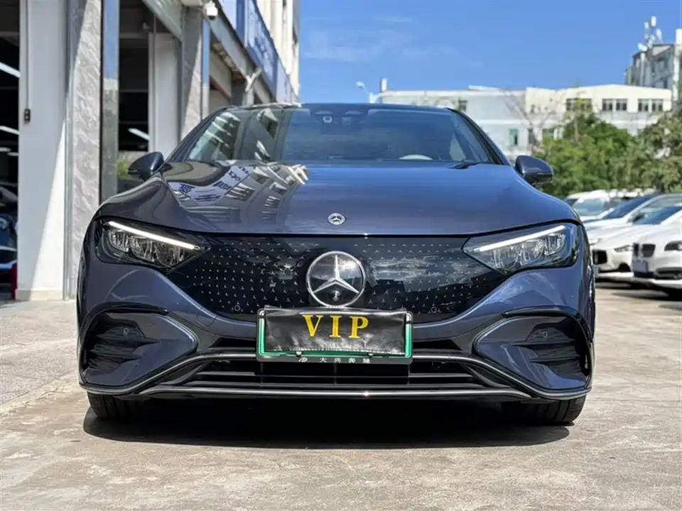 Mercedes-Benz EQE