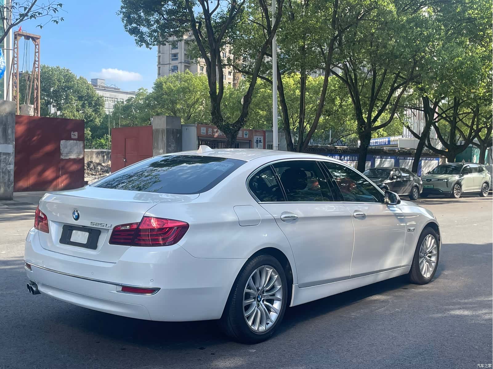 BMW 5 Series, 2017 все фото