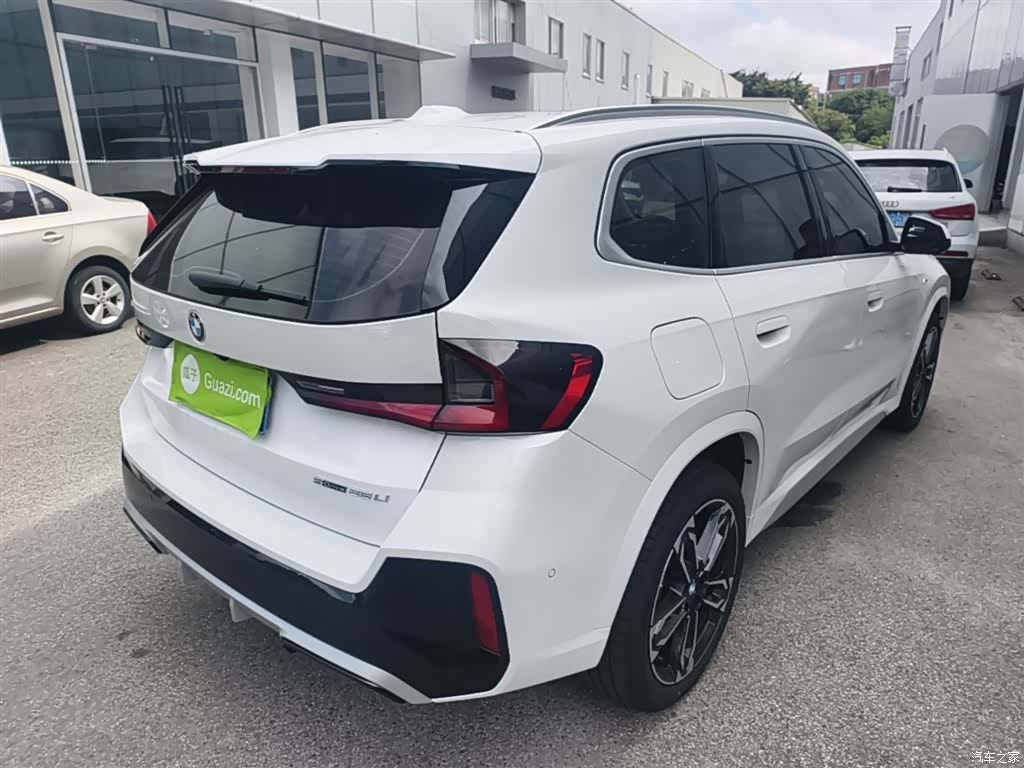 BMW X1, 2024 все фото