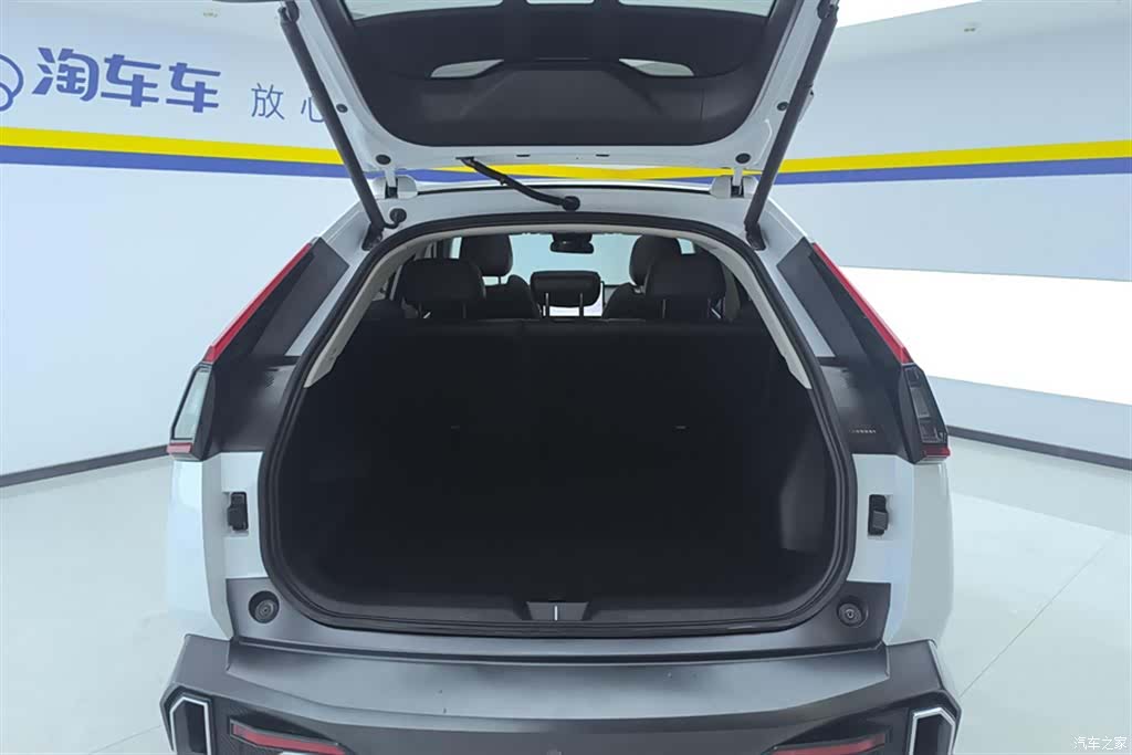 Trumpchi Emkoo, 2023 4