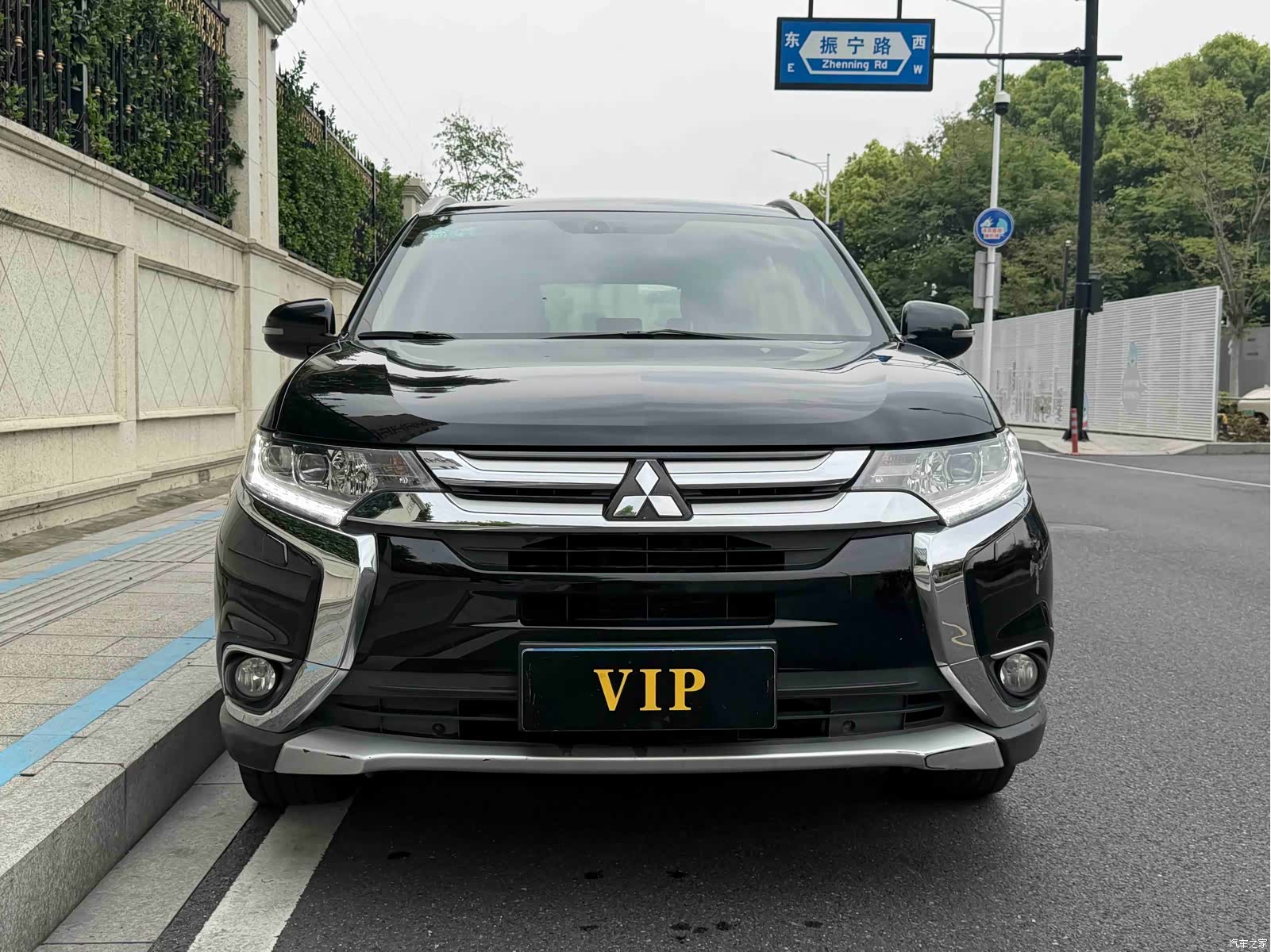 Mitsubishi Outlander, 2017 2