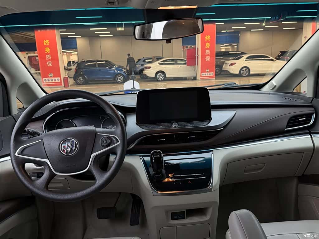 Buick GL8, 2022 11