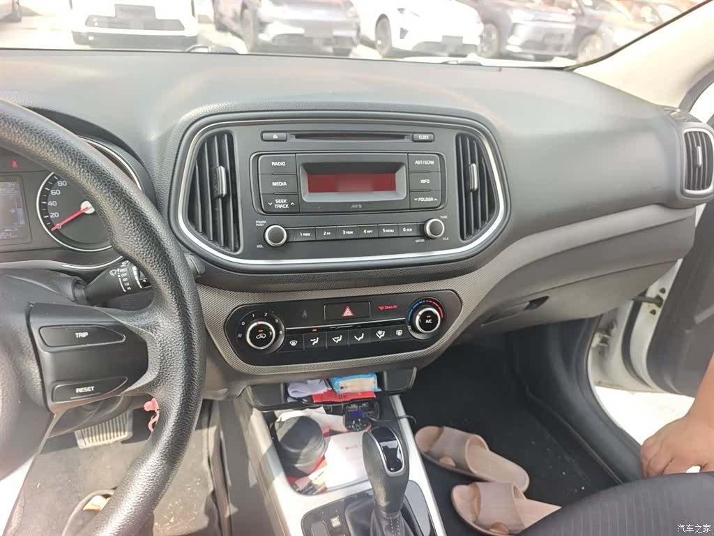 Kia KX3, 2016 6