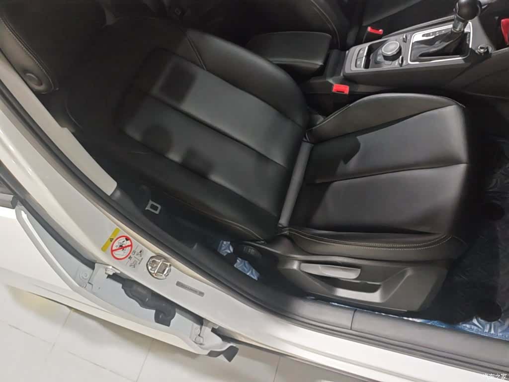 Audi Q2L, 2020 20