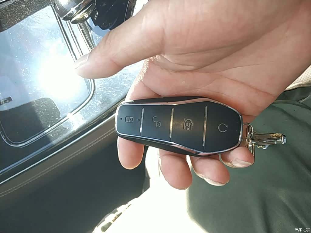 BYD Han, 2023 9