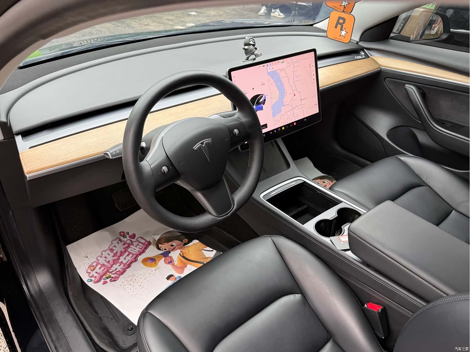 Tesla Model 3, 2021 7