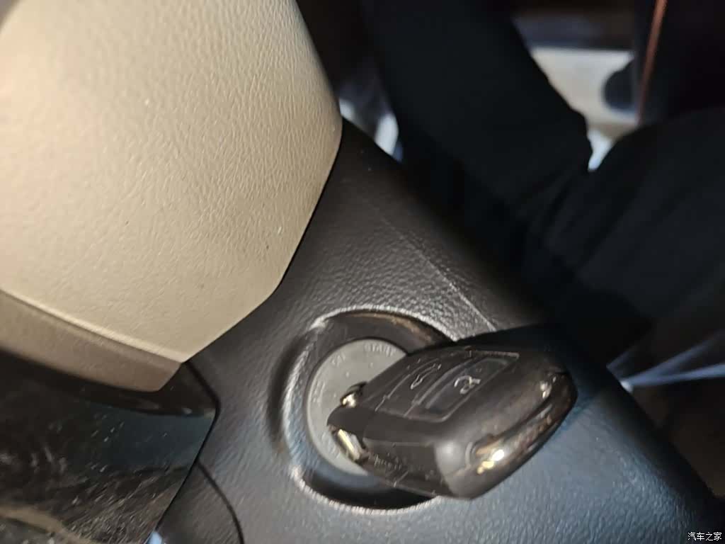 Zotye X5, 2016 9