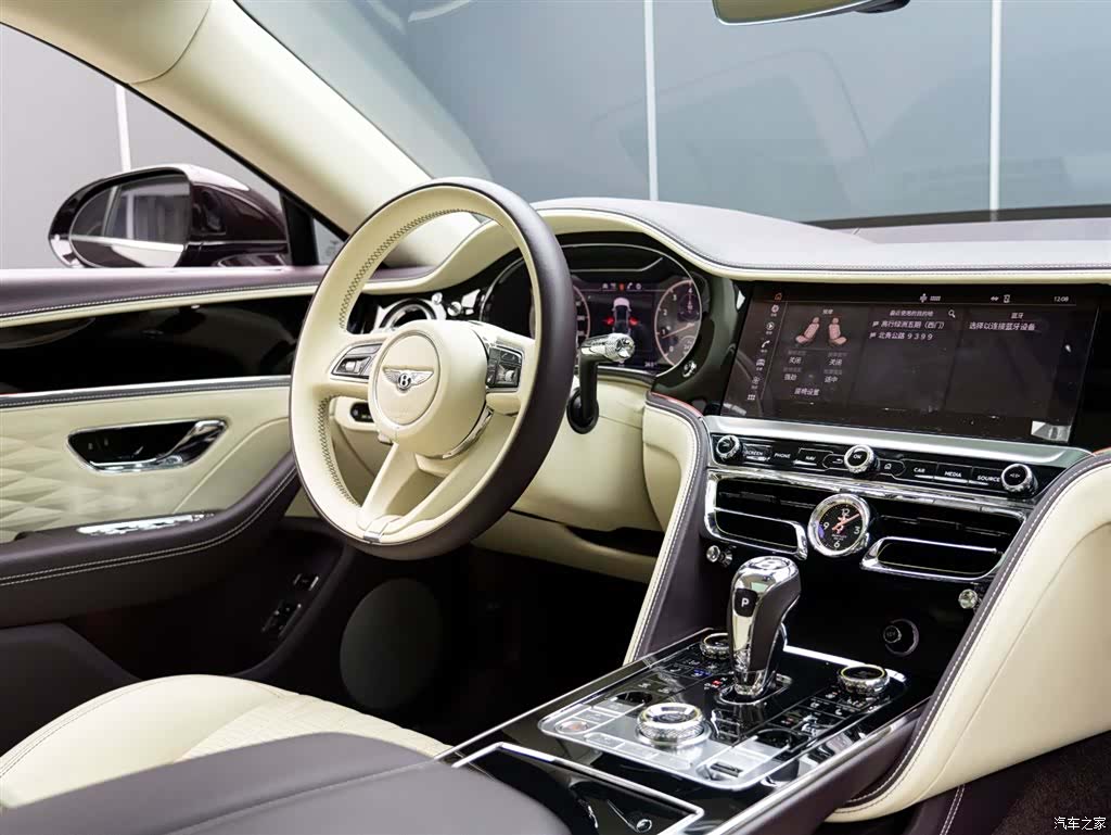 Bentley Flying Spur, 2023 18