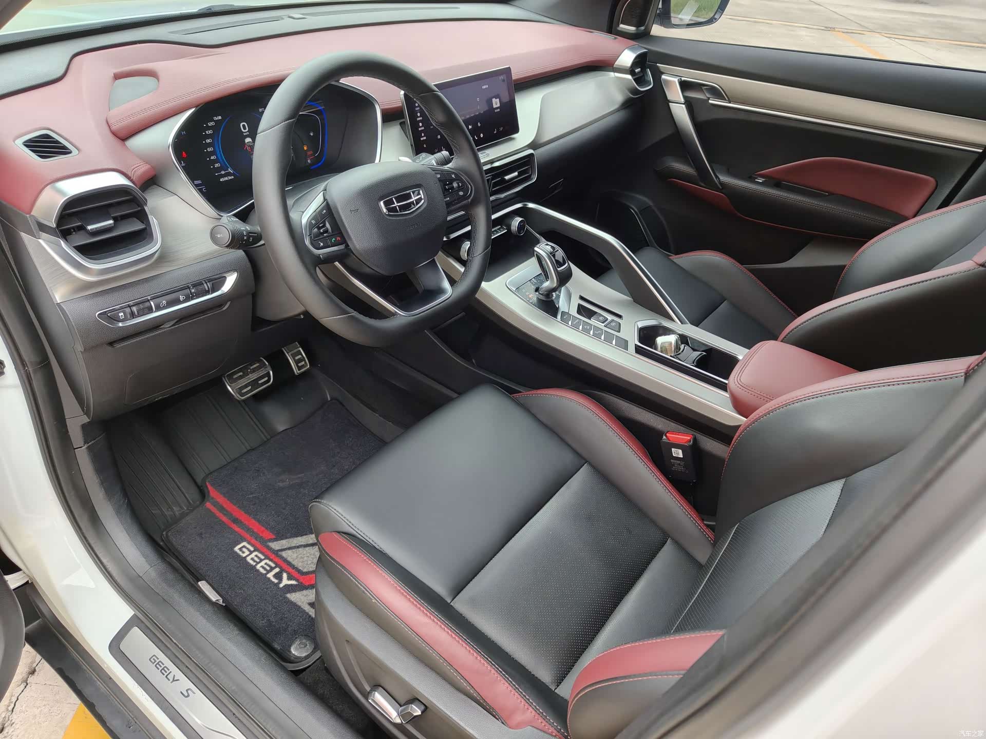 Geely Coolray, 2020 4