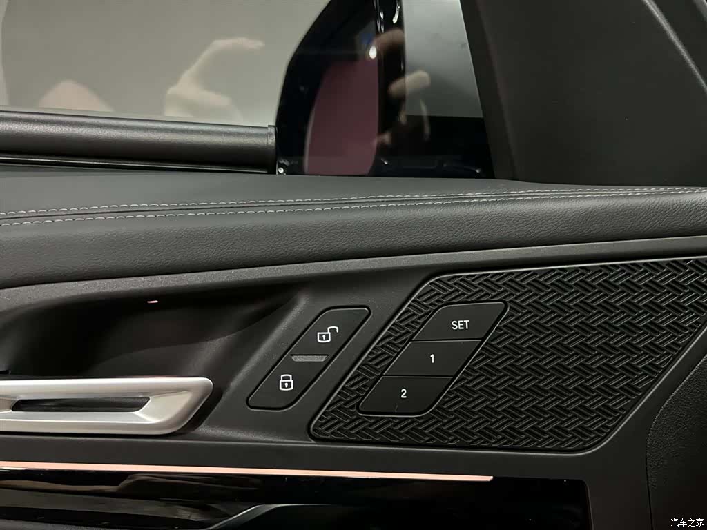 BMW X1, 2023 11