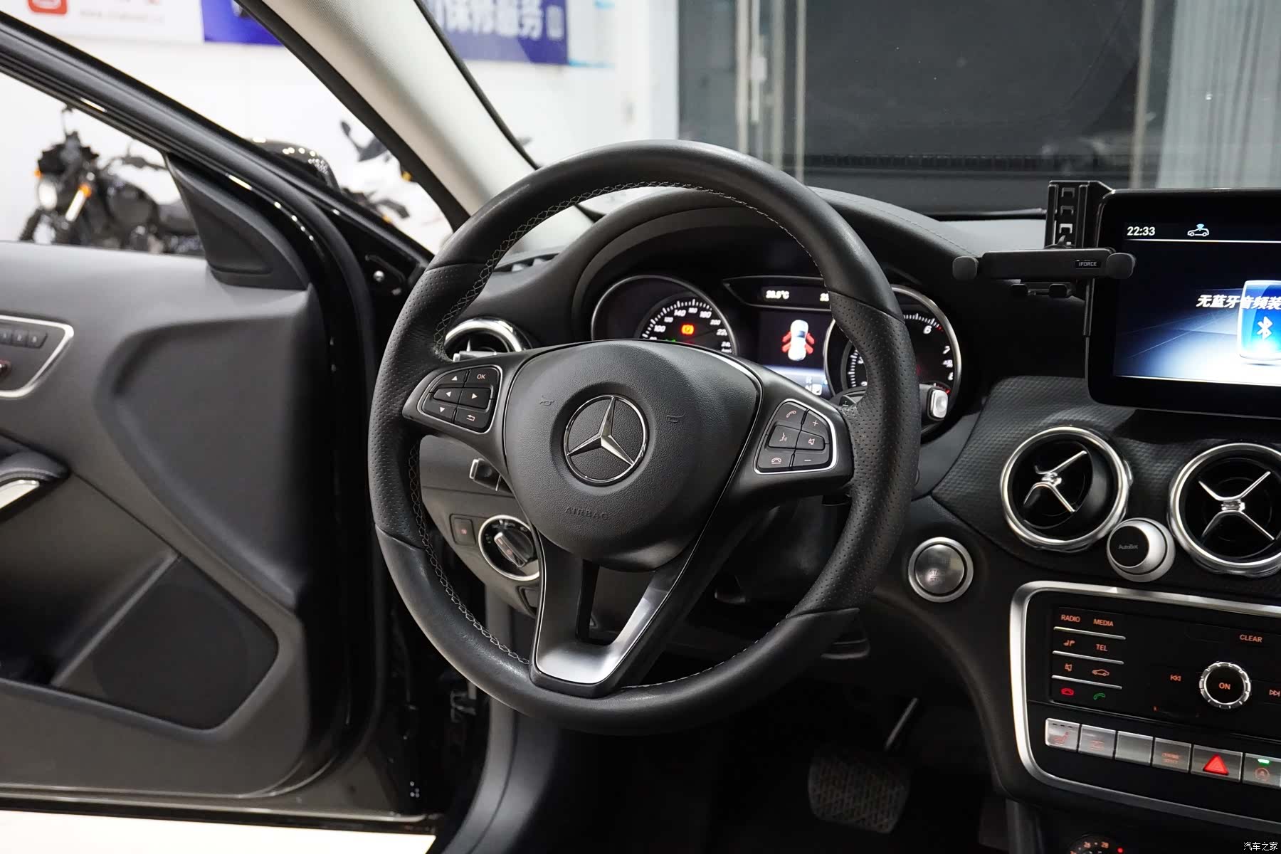 Mercedes-Benz GLA, 2018 12