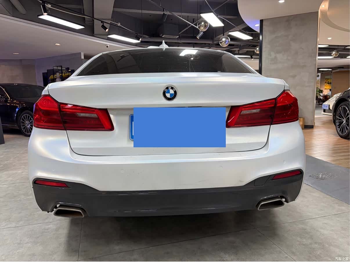 BMW 5 Series, 2020 все фото