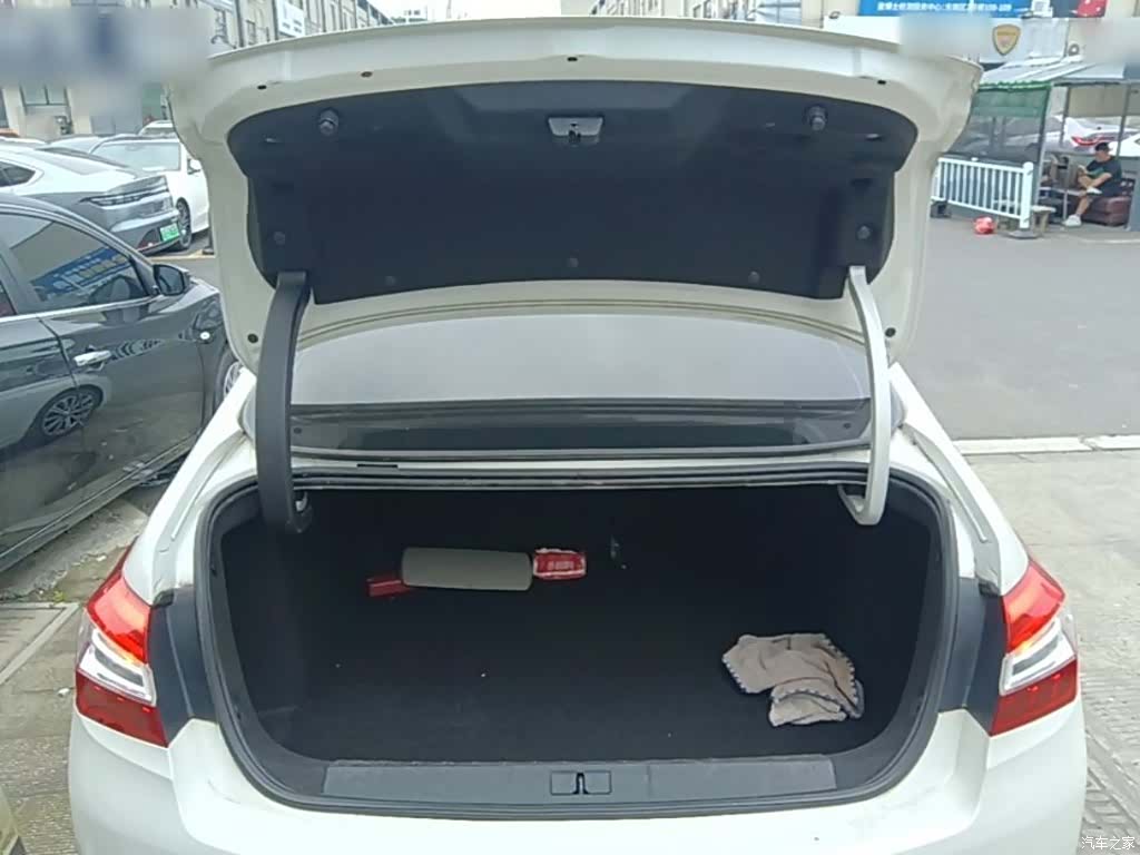 Peugeot 408, 2016 19