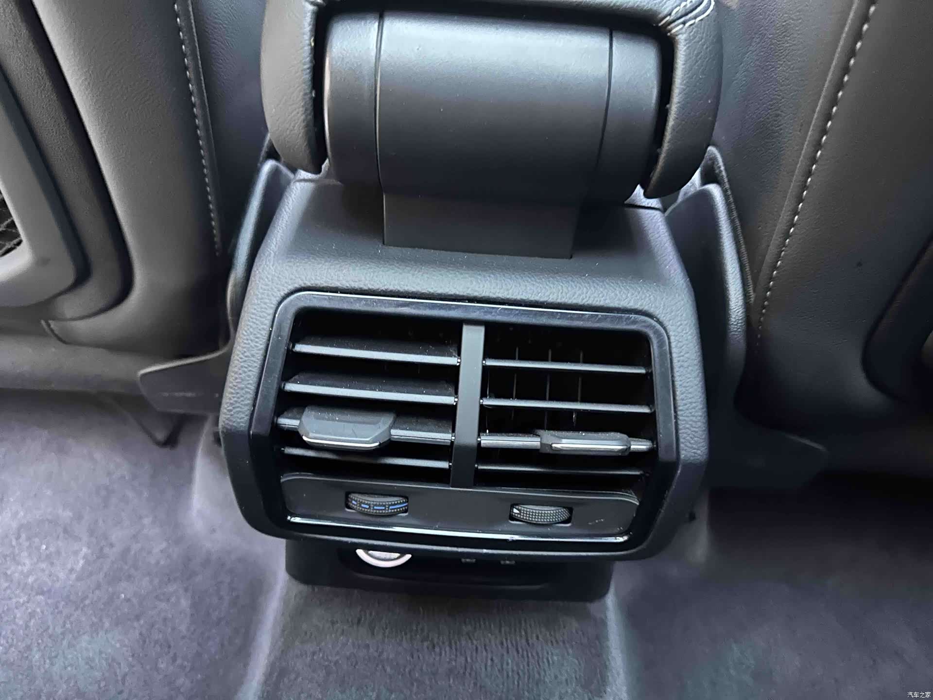 Audi Q3, 2023 17