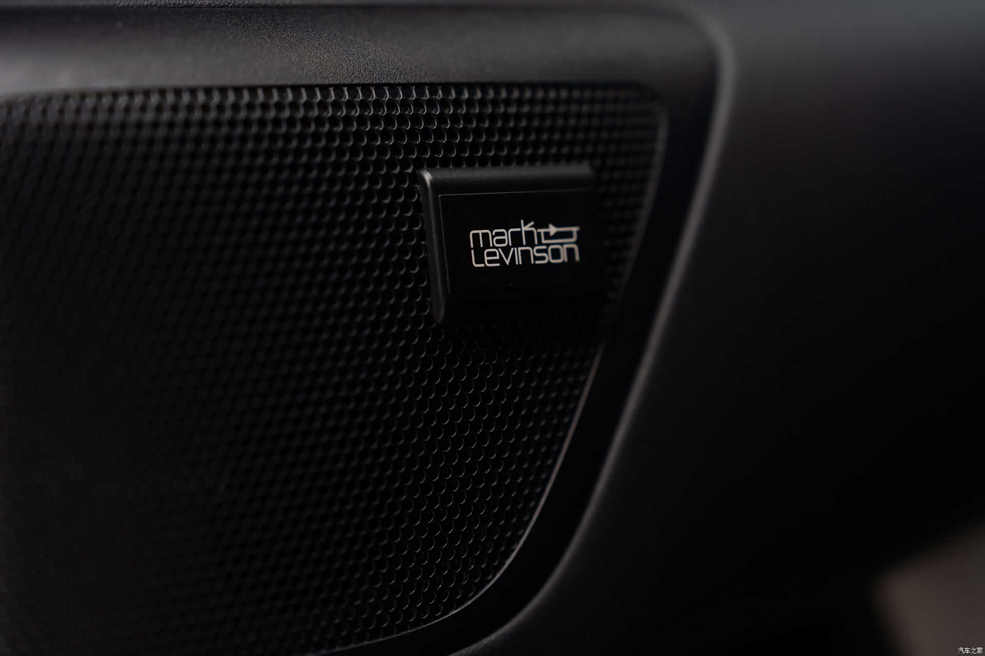 Lexus LM, 2020 13