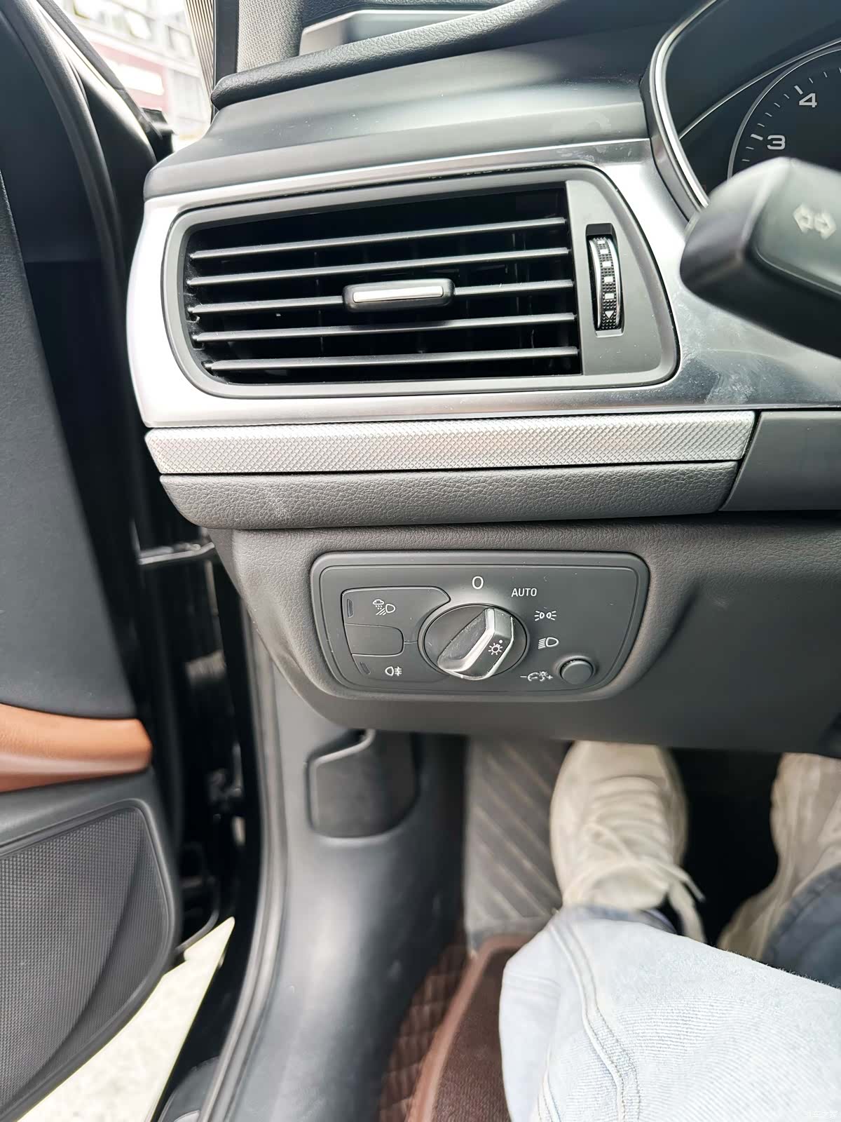Audi A6L, 2016 12