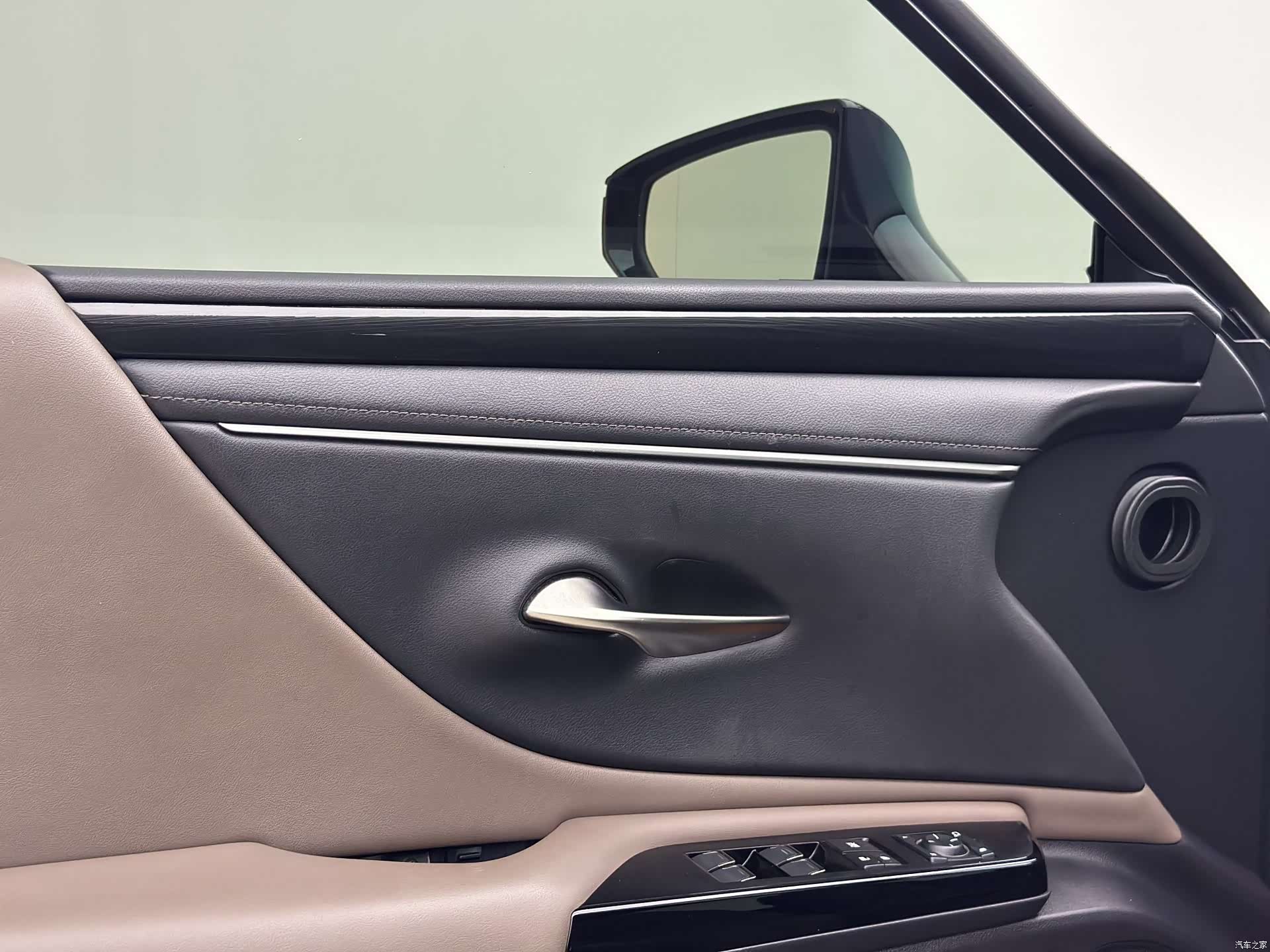 Lexus ES, 2024 8