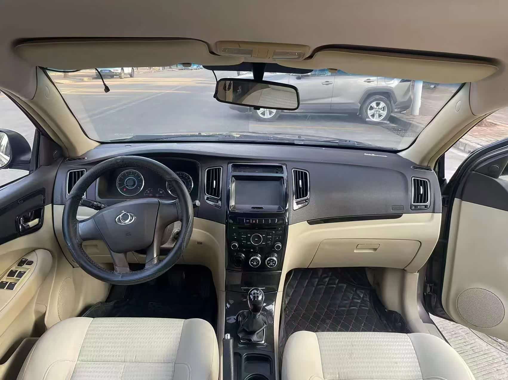 Geely Cross, 2014 10