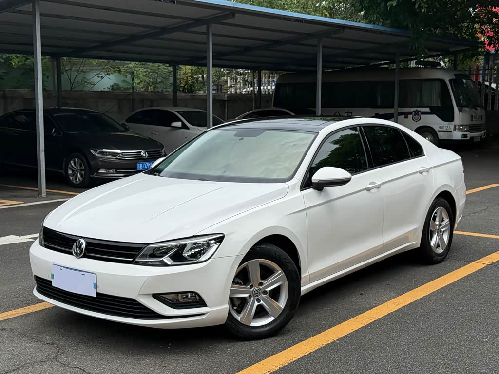 Volkswagen Lamando