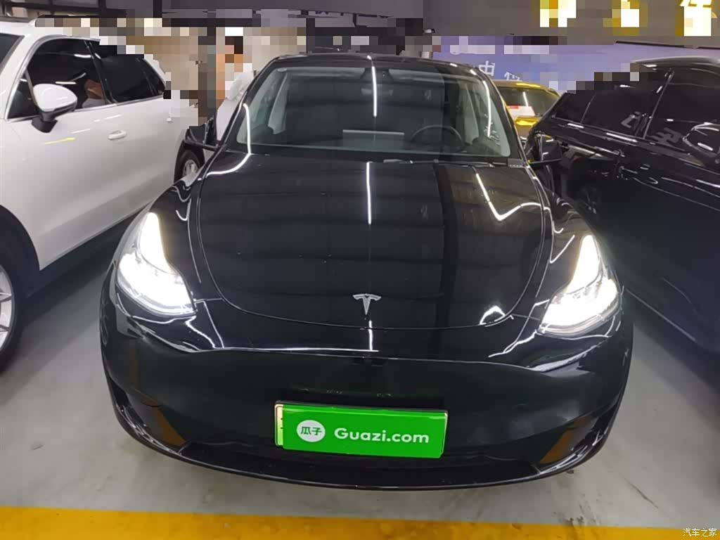 Tesla Model Y, 2023 3