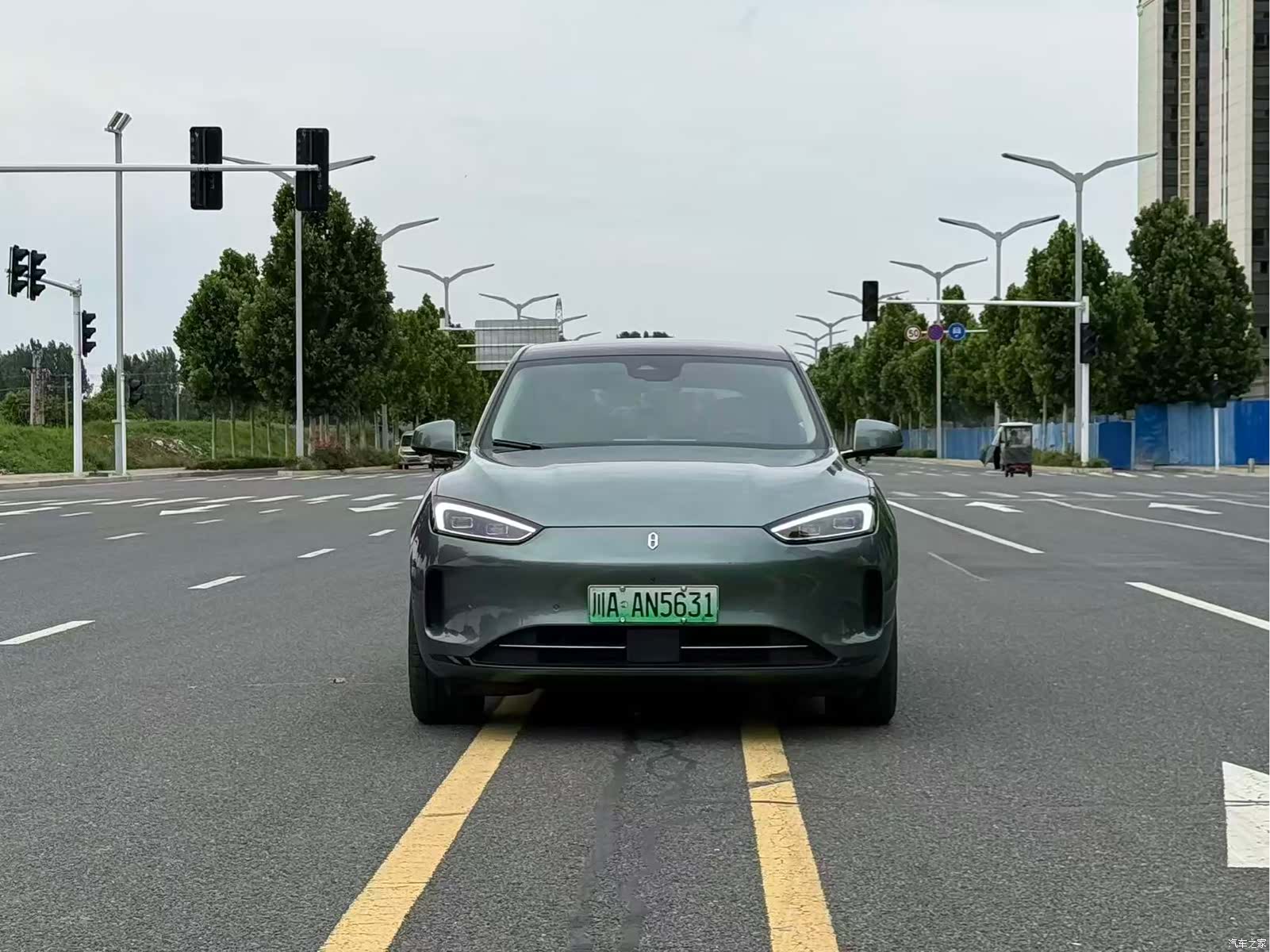 AITO M5, 2023 1