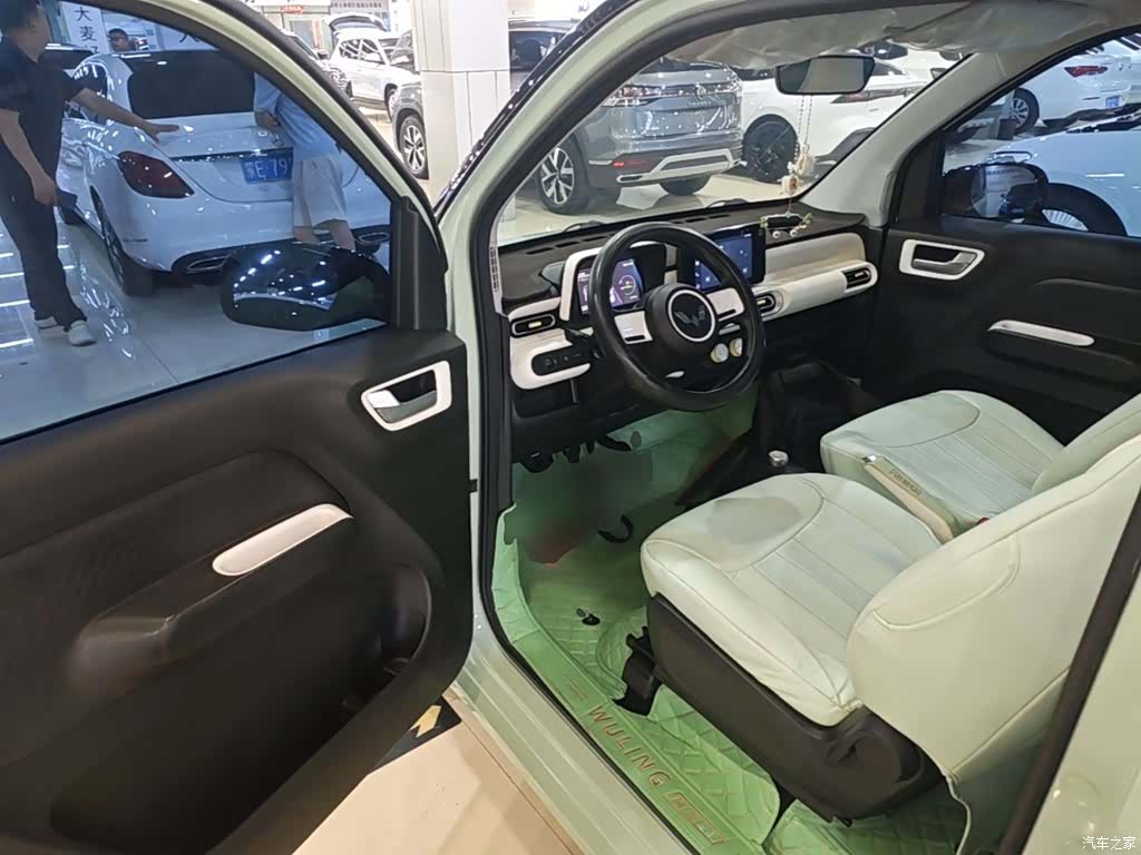 Wuling MINIEV, 2024 16