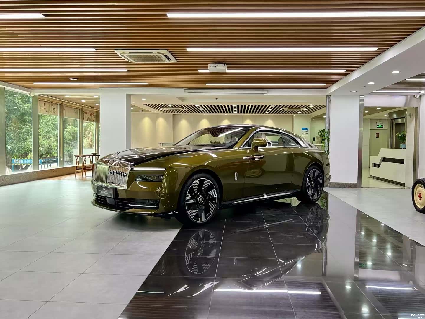 Rolls-Royce Spectre
