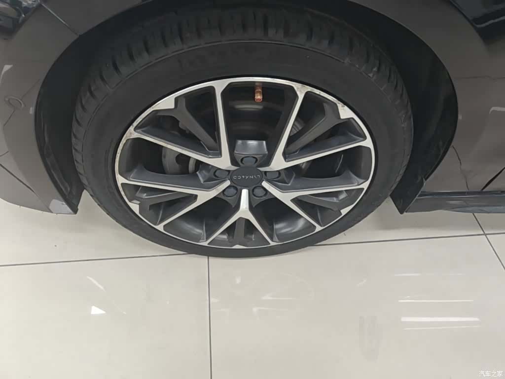 Lynk & Co 01, 2020 23