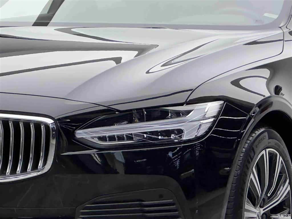 Volvo S90, 2022 3
