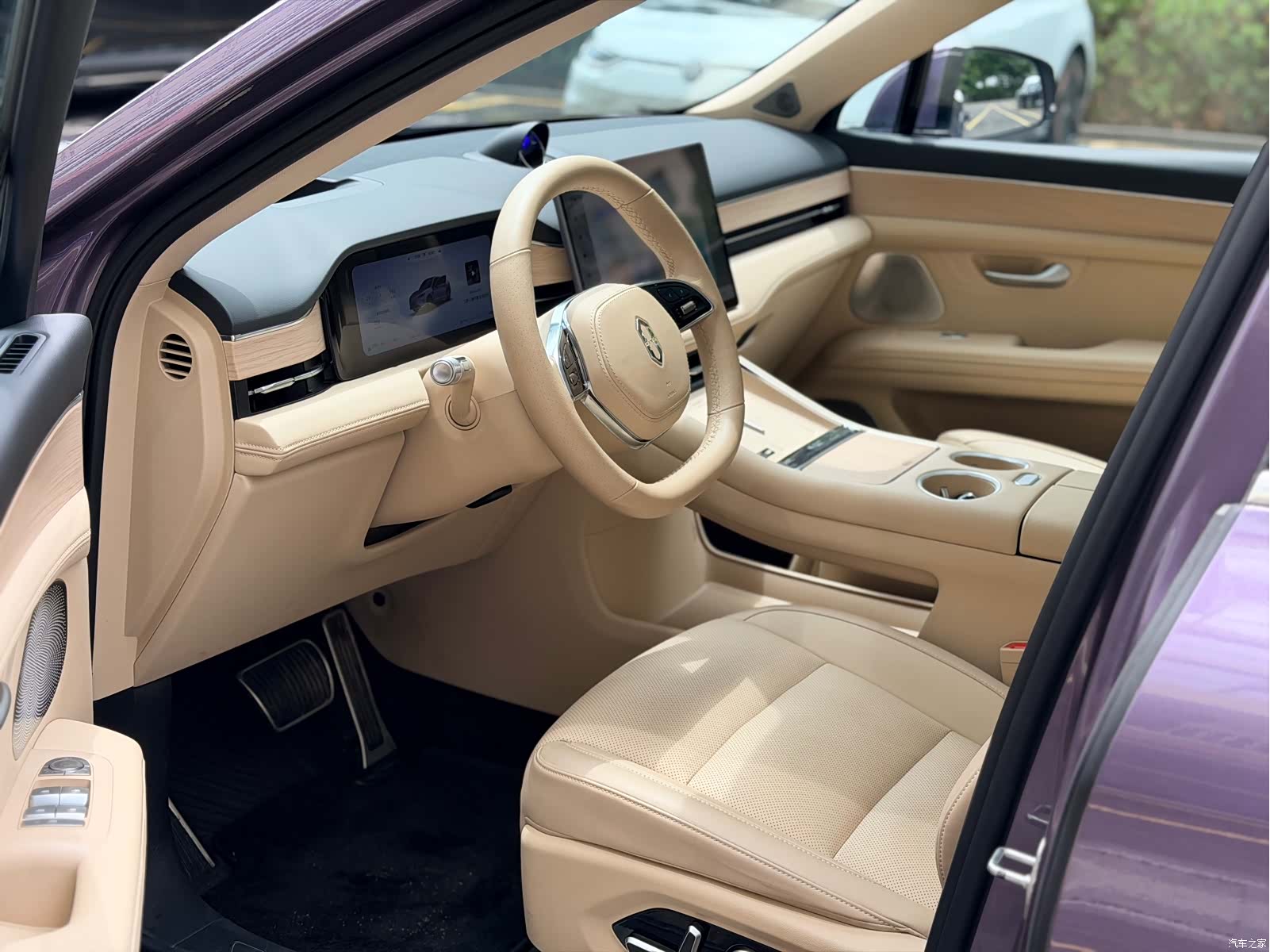 AITO M5, 2025 все фото