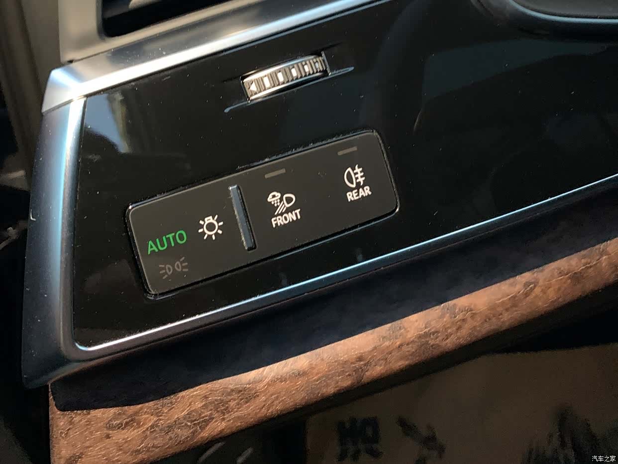 Audi Q7, 2023 16