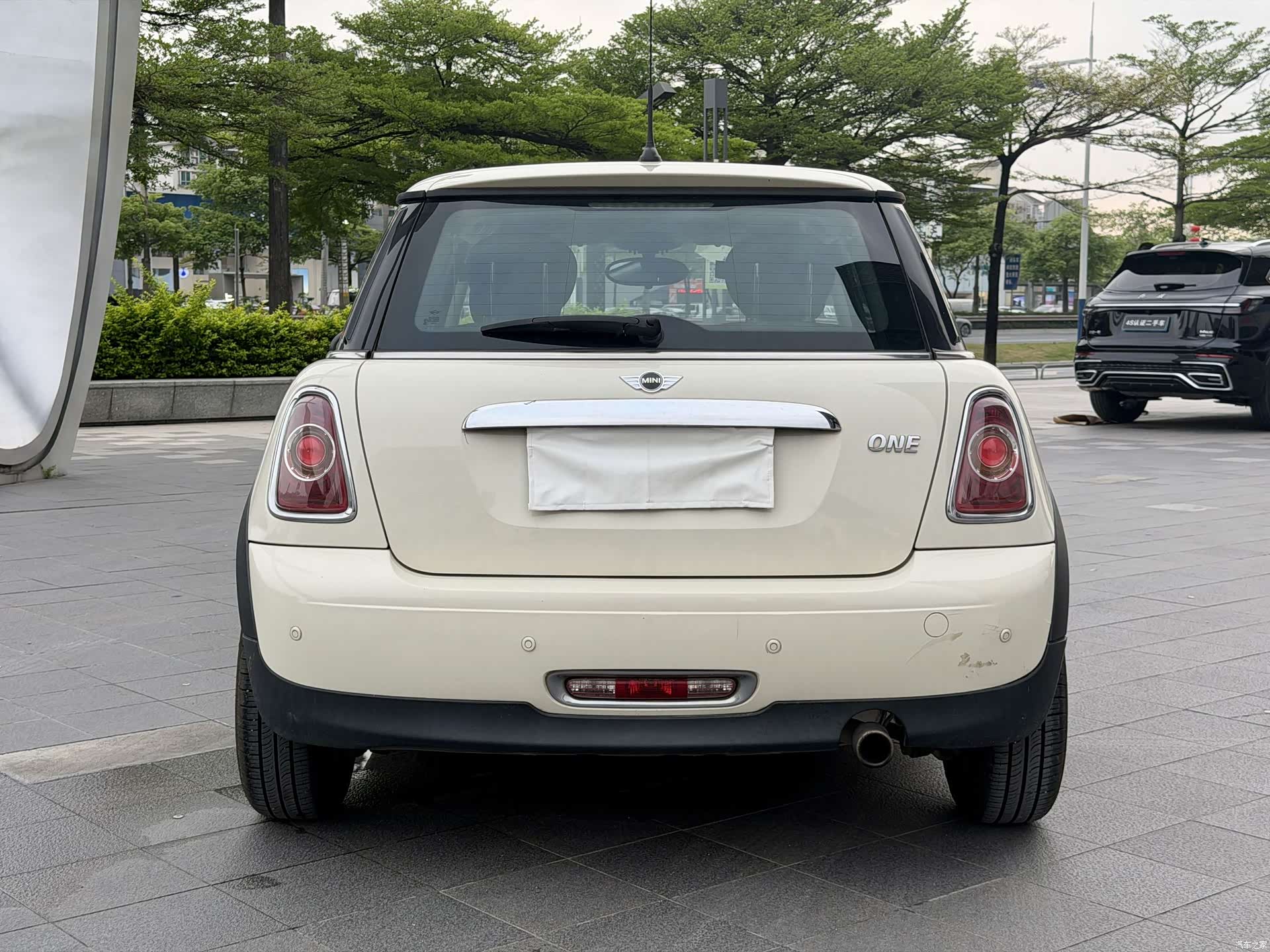 Mini ONE, 2011 4