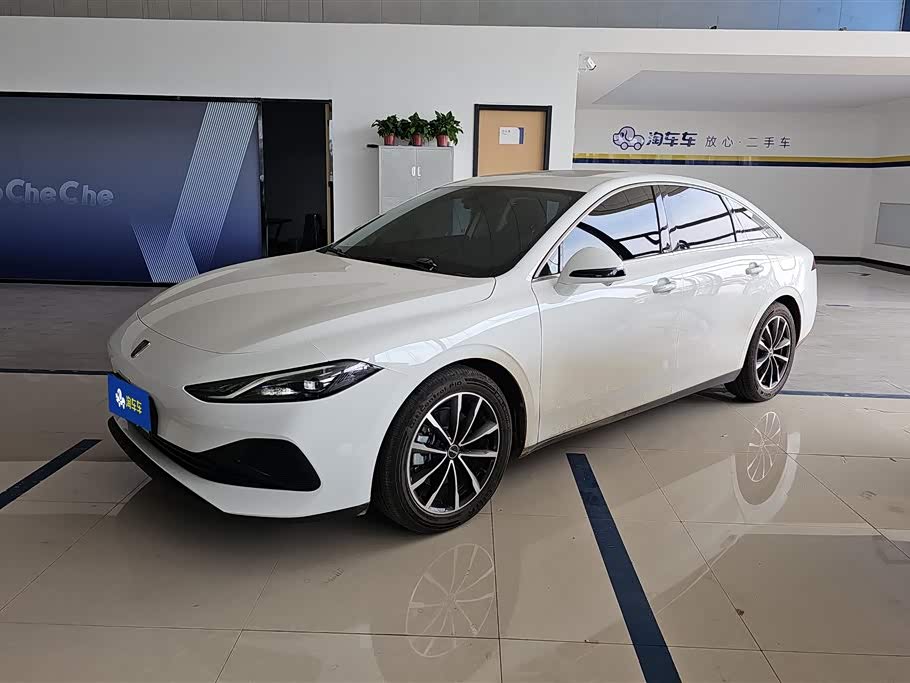 Roewe D7