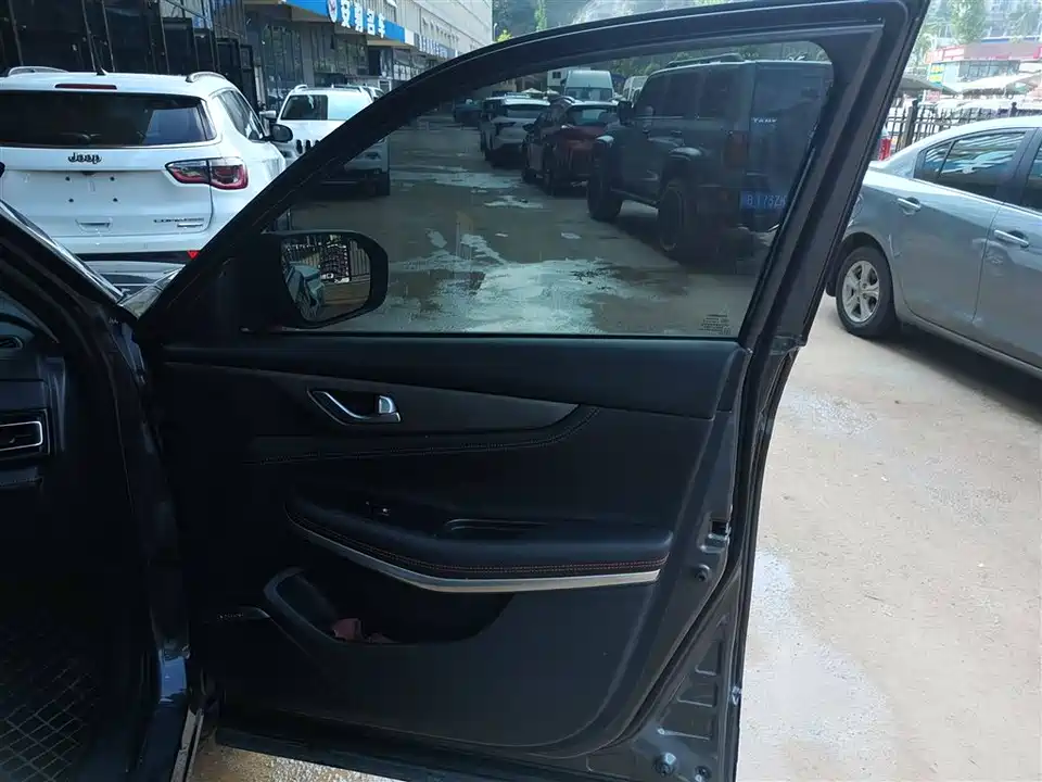 Changan CS75