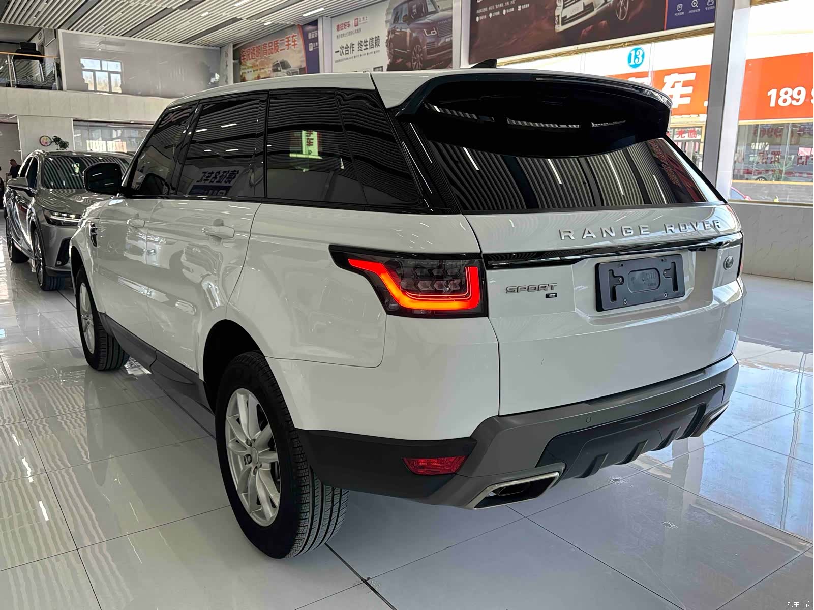 Land Rover Range Rover, 2019 all photos