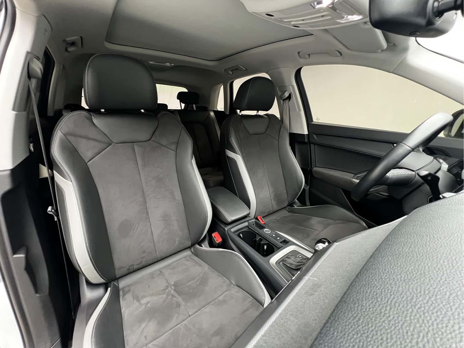 Audi Q3, 2022 14