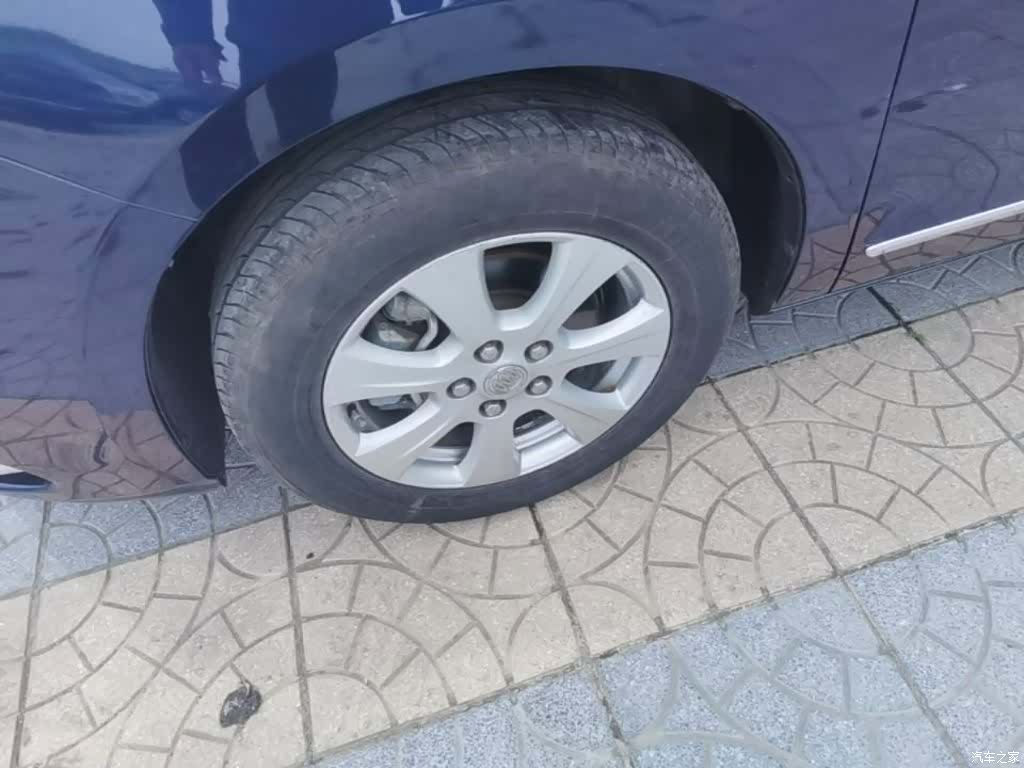 Buick GL8, 2017 23