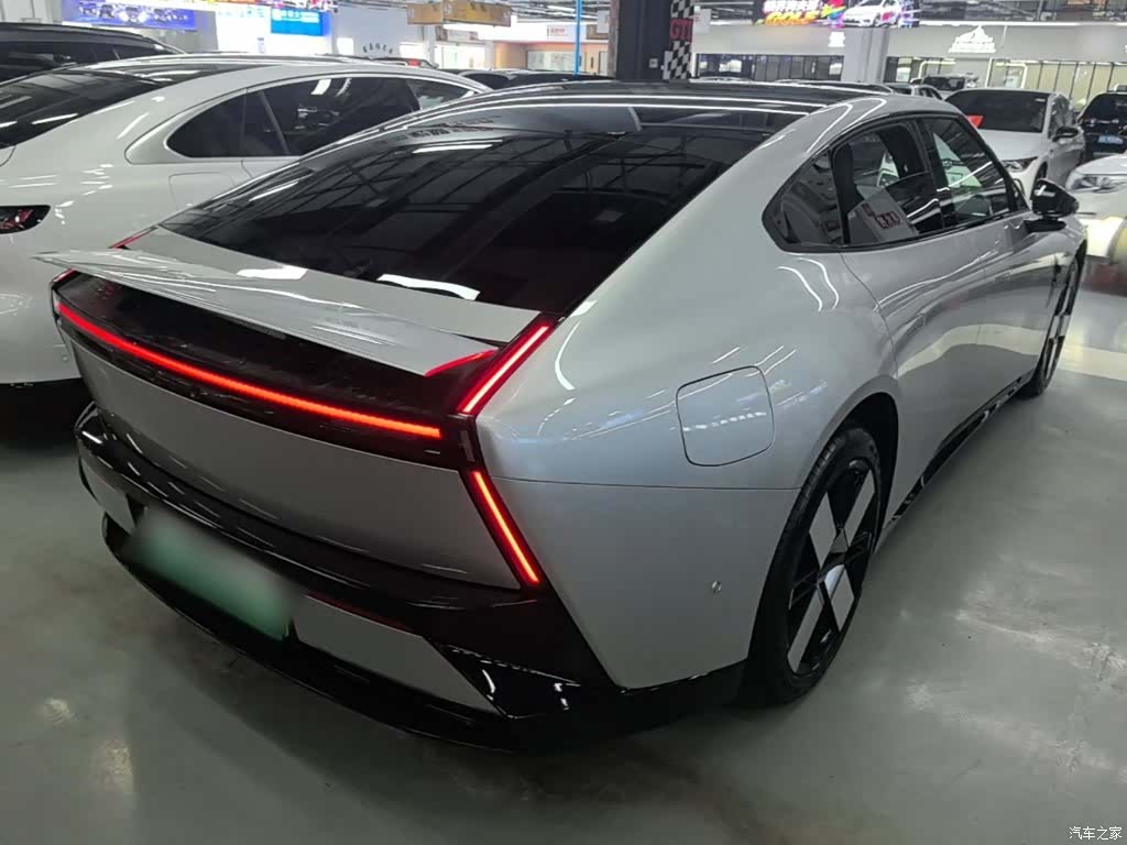 Xpeng P7, 2025 7
