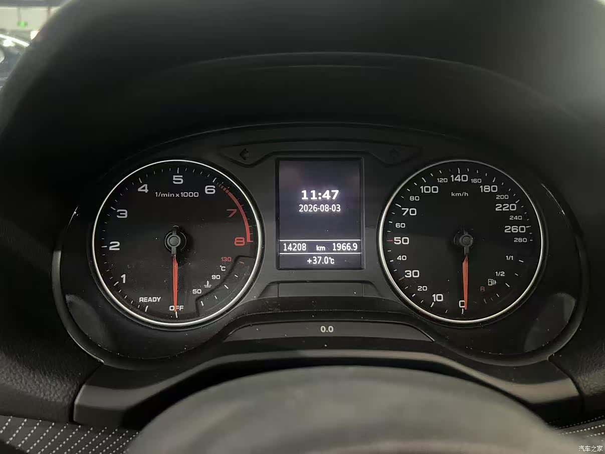 Audi Q2L, 2022 6