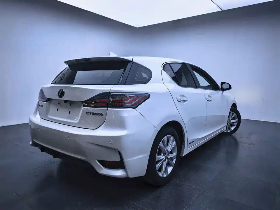 Lexus CT
