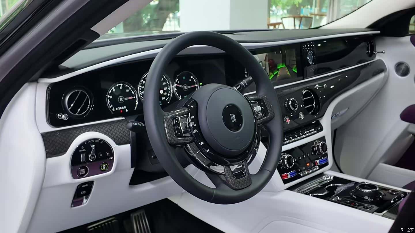 Rolls-Royce Ghost, 2024 все фото