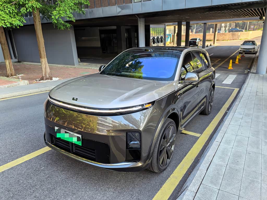 Li Auto L9