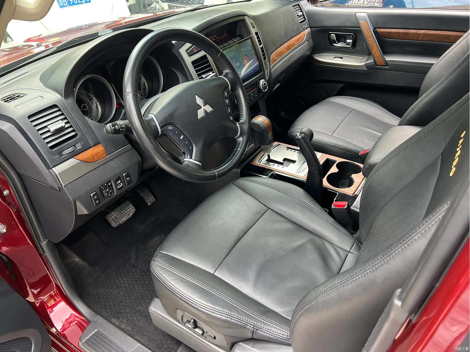 Mitsubishi Pajero, 2020 9