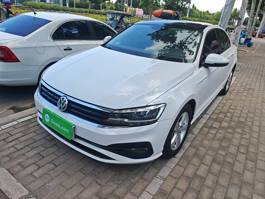 Volkswagen Lamando